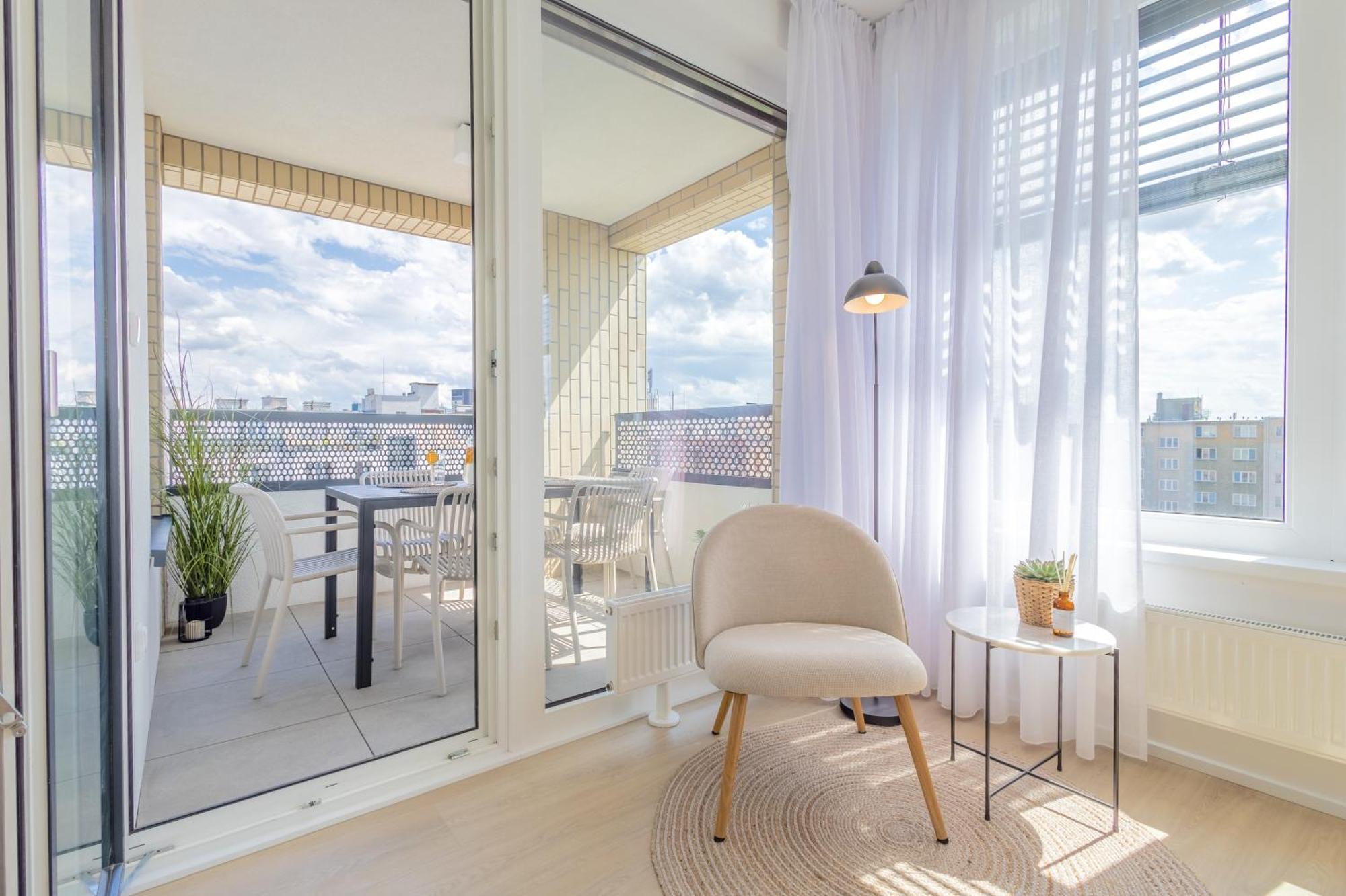 Appartement Bright 2Br - 8Th Floor, Balcony, Free Parking - By Gravity Prague Extérieur photo